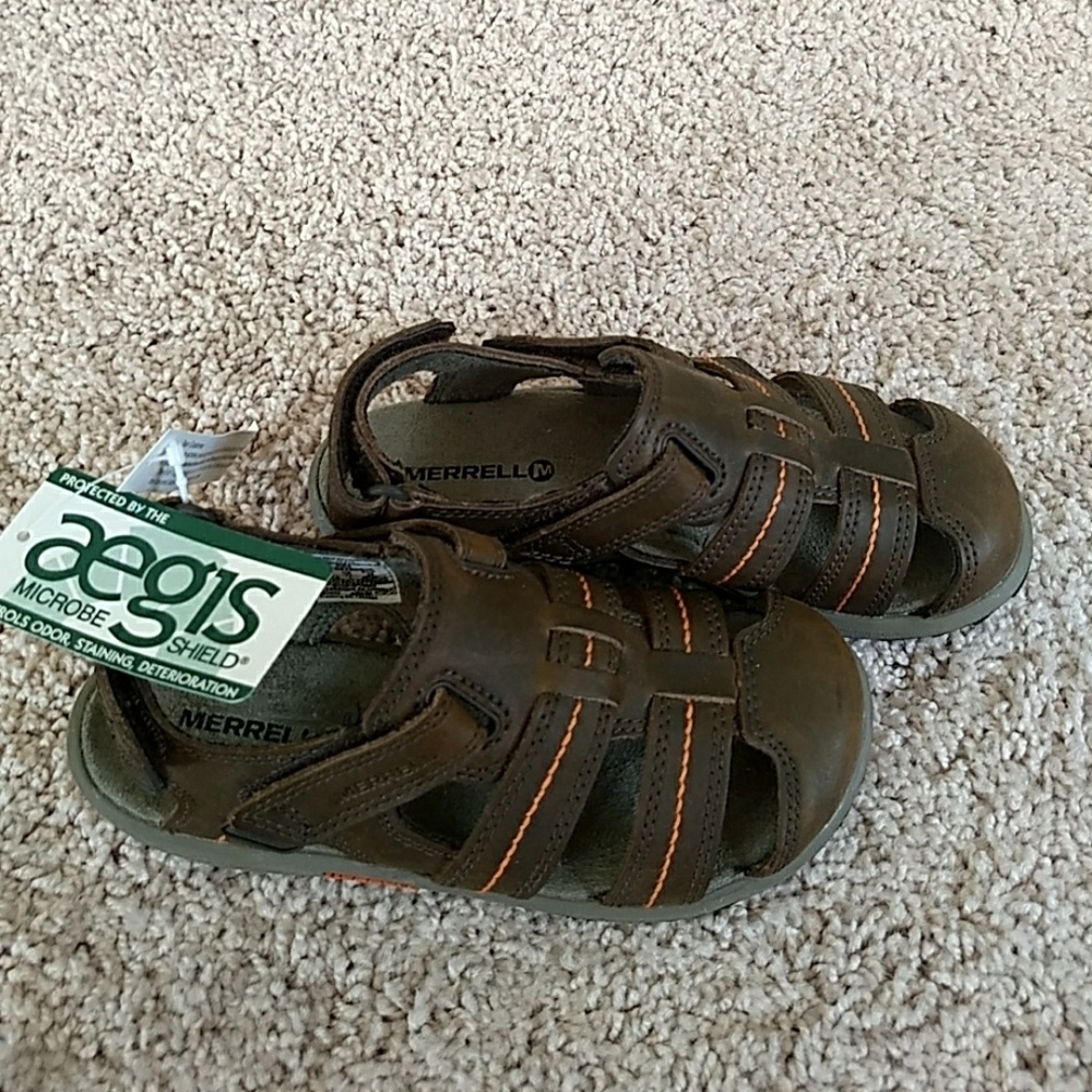 NEW boys sz12 Merrell sandals